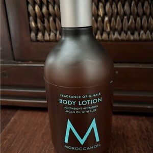 Moroccanoil Body Lotion - Brown and Blue
